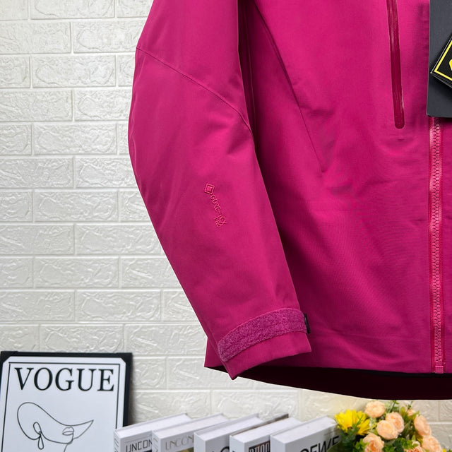 Arc'teryx Alpha SV Jacket — Magenta