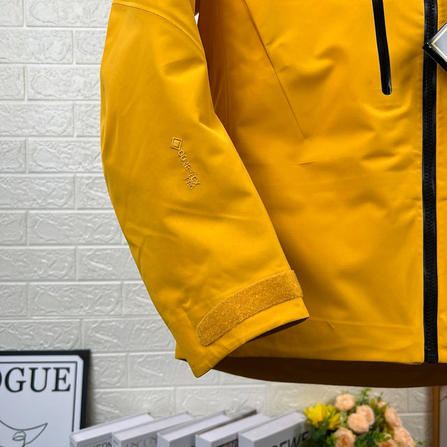 Arc'teryx Alpha SV Jacket — Amber