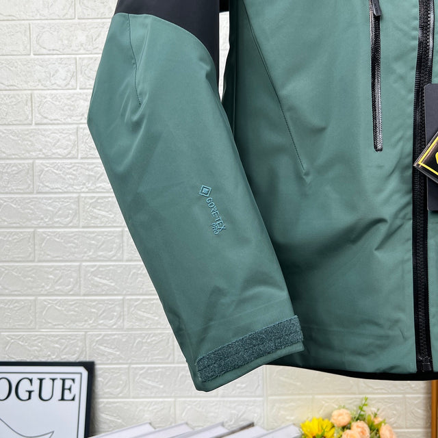 Arc'teryx Alpha SV Jacket — Green & Black