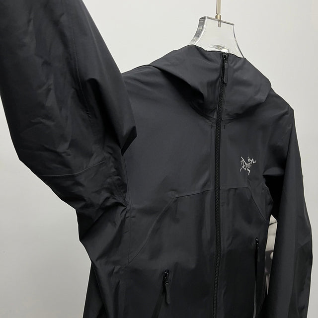 Arc'teryx Beta Jacket — Black