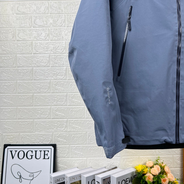 Arc'teryx Beta Jacket — Stone Blue