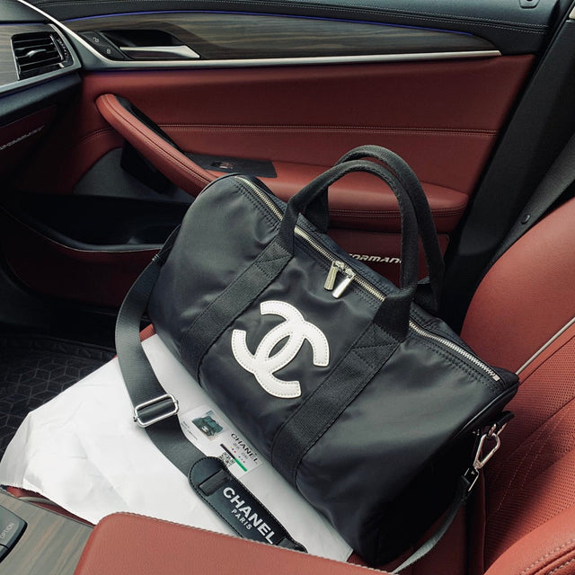 Chanel Duffle Bag — Black/White CC