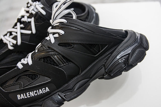 Balenciaga Runner — Black II