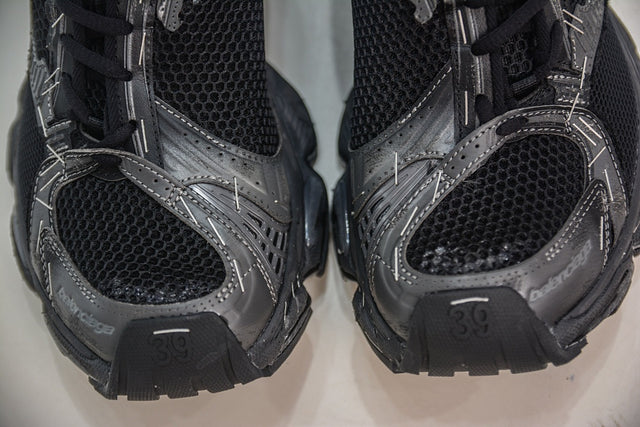 Balenciaga Runner — Black/White