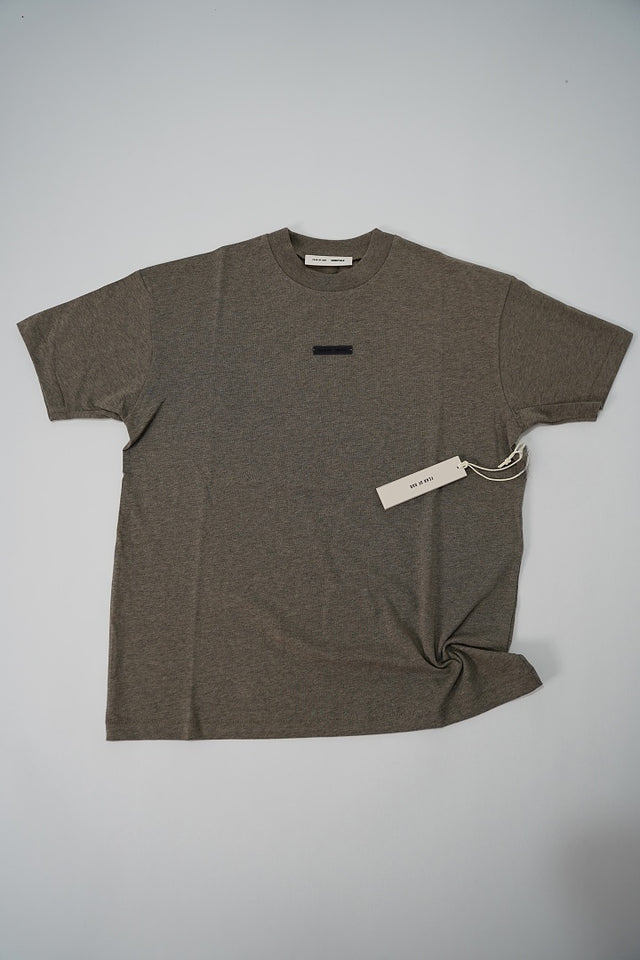 FOG Essentials Dark Wheat Grey Short-sleeved Shirt