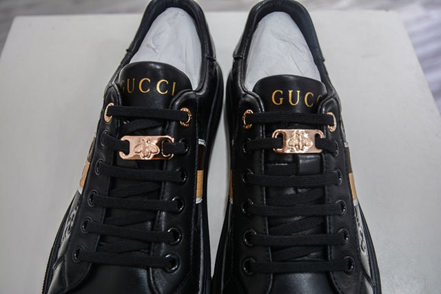 Gucci Trainer — Black/Red