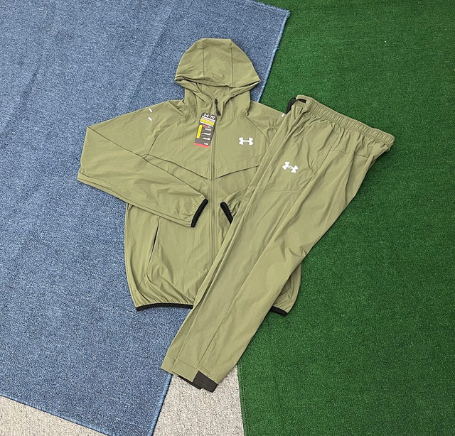 Under Armour Tracksuit