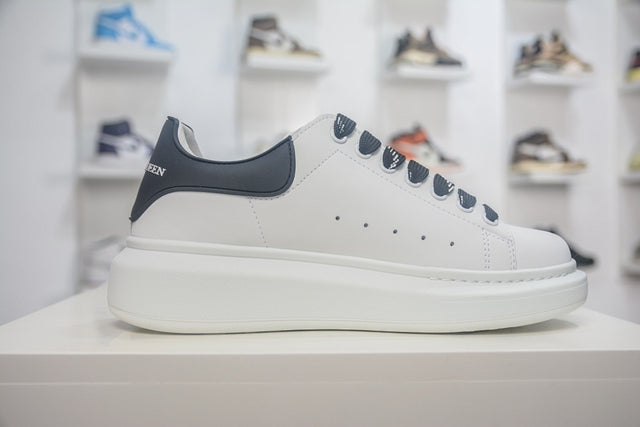 Alexander McQueen Oversized — White/Navy II