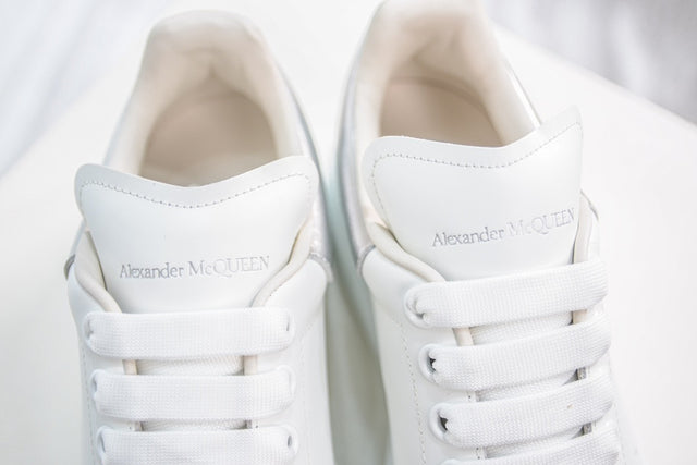 Alexander McQueen Oversized — White/Metallic Silver
