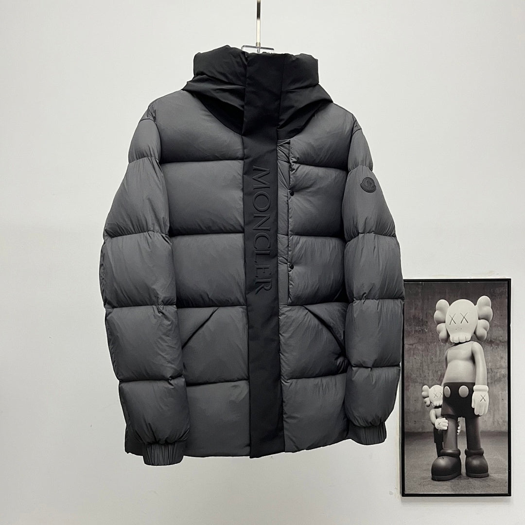 Moncler Puffer — Grey/Black