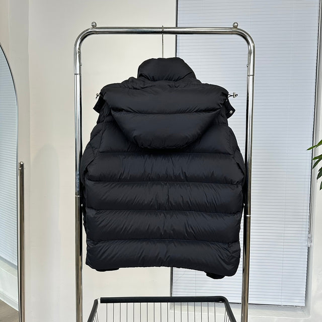 Moncler Beams