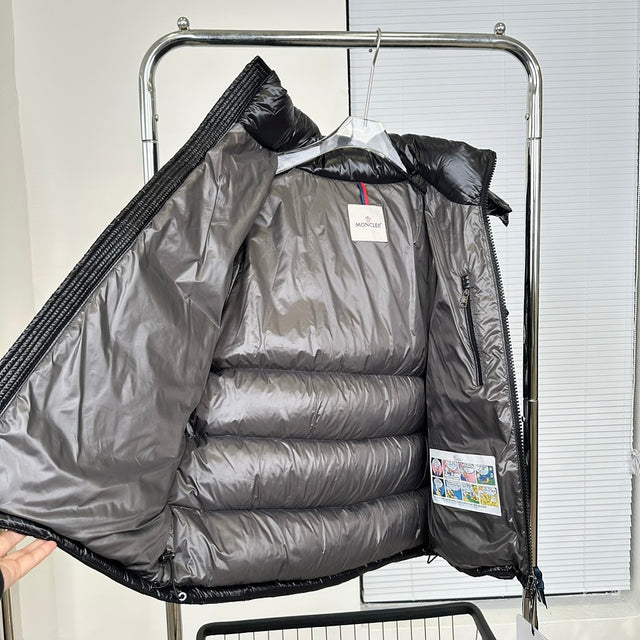 Moncler Maire
