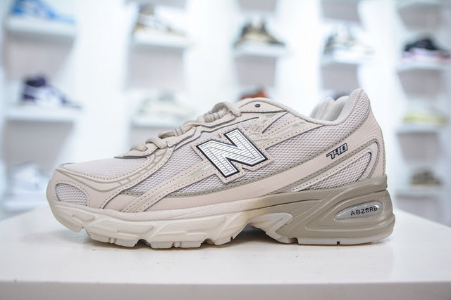 New Balance 1906R — Beige/Cream