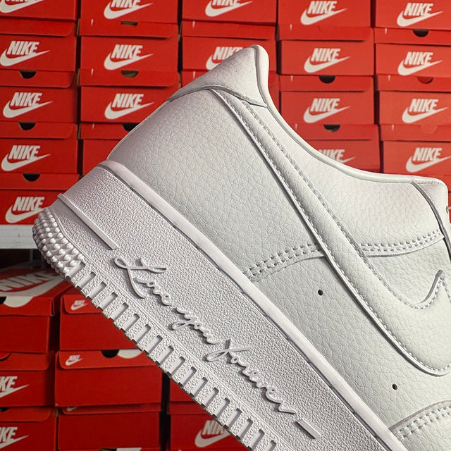 Nike Air Force 1 — White/Pink