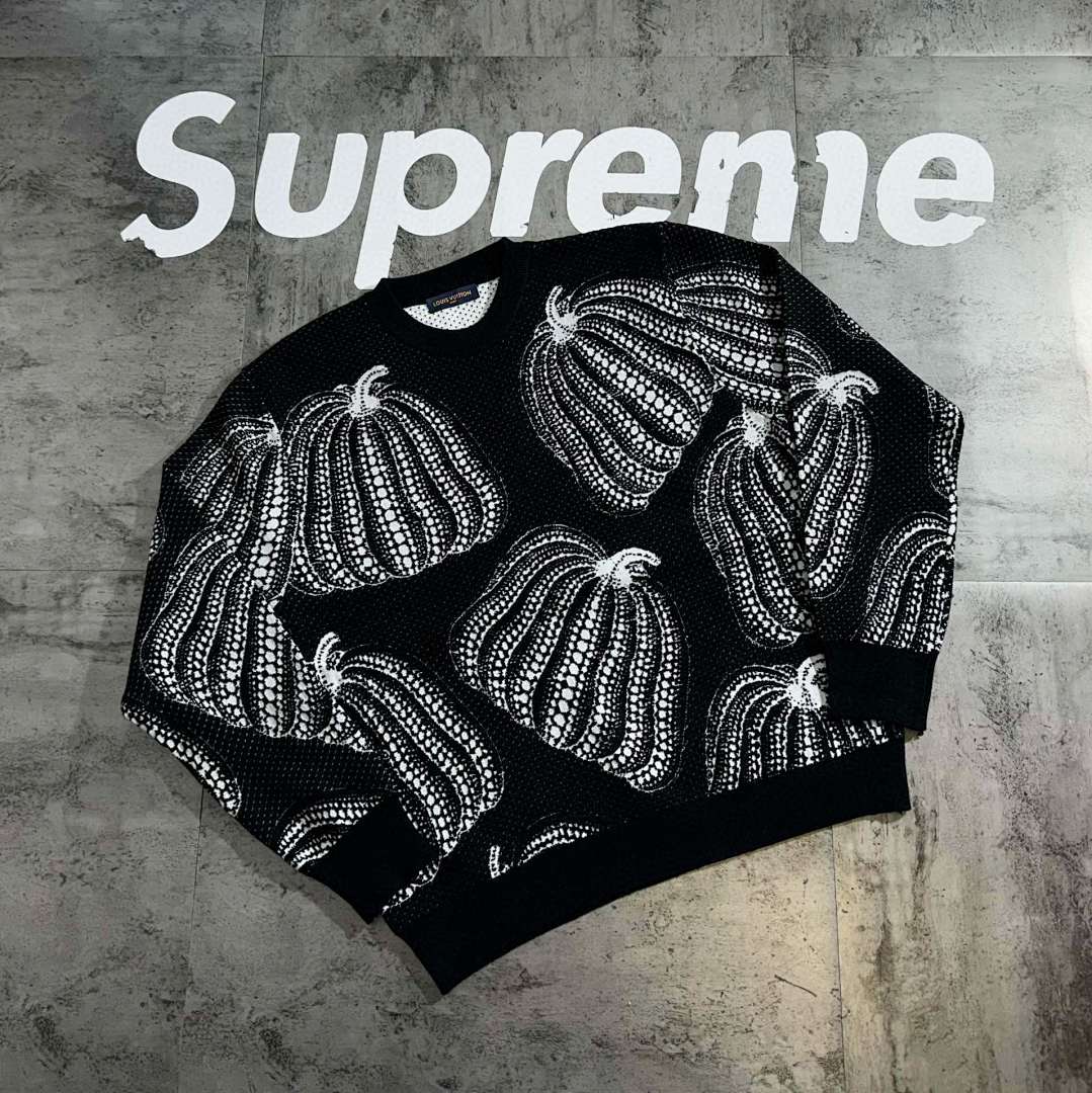 Designer Knitwear — Selection II