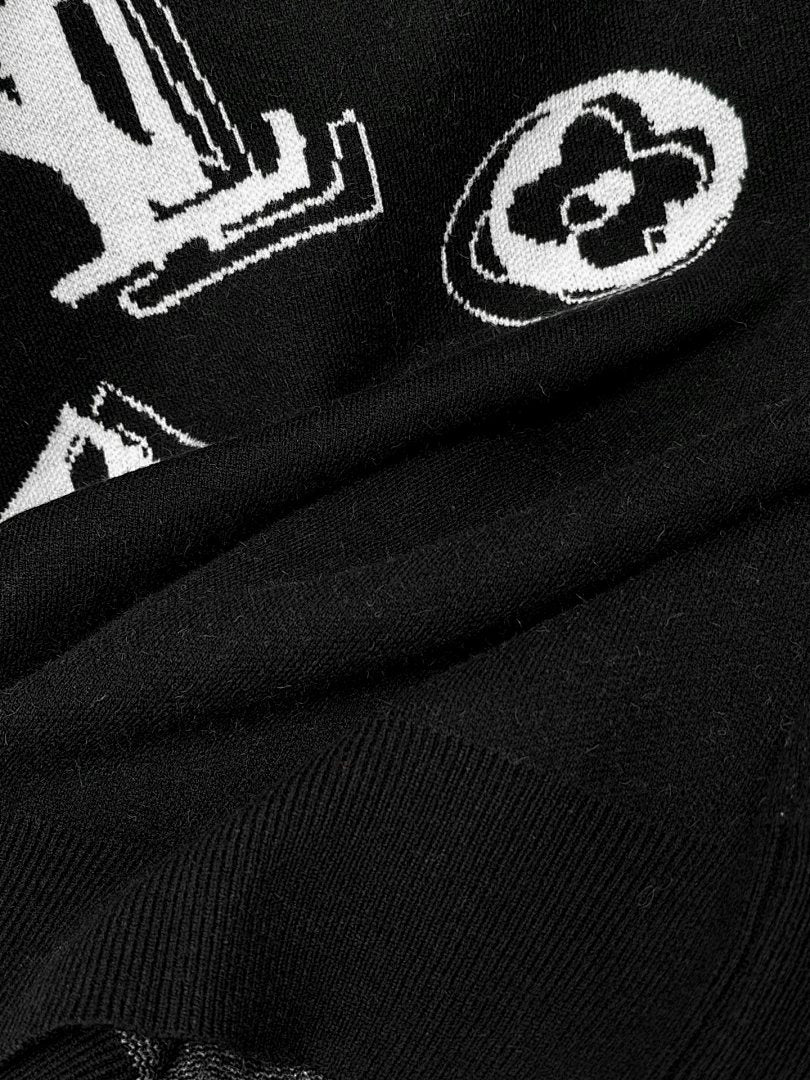 Louis Vuitton Knitwear — Black/White