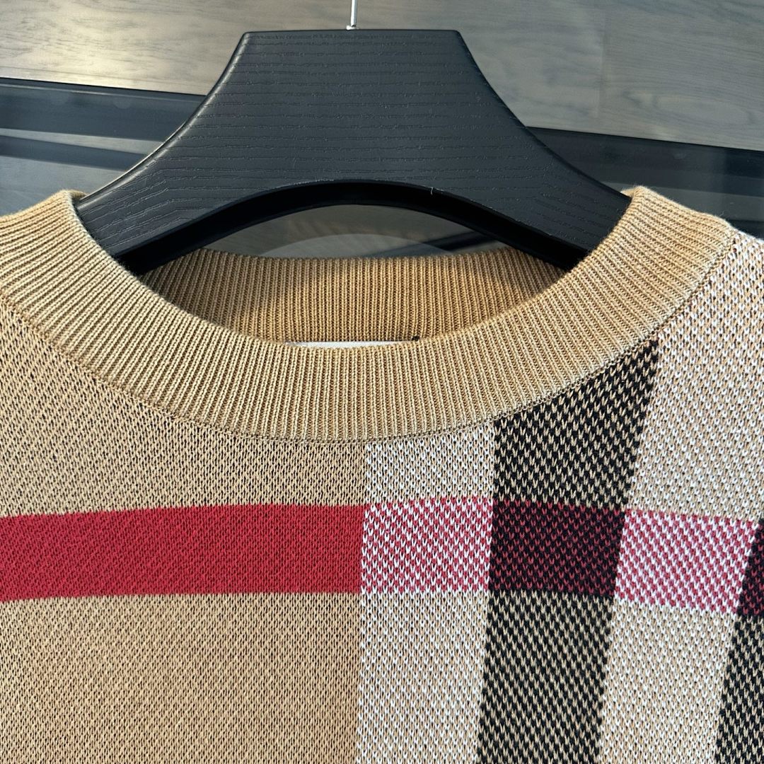 Designer Knitwear — Selection V
