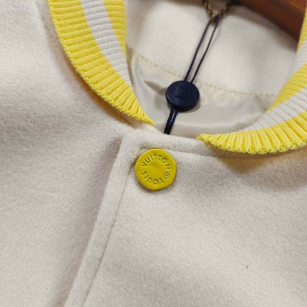 Designer Knitwear — Selection V